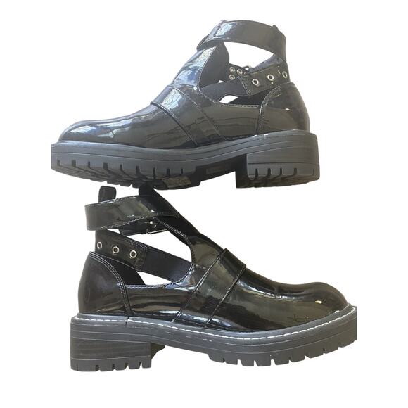 NWOB Forever 21 Black Sheen Strappy Platform Ankle Boots Style Rockstar Shoes 7 - Picture 5 of 11